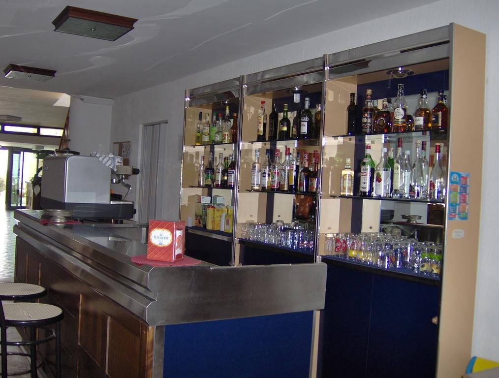 Hotel Svizzero Санджинето Екстериор снимка